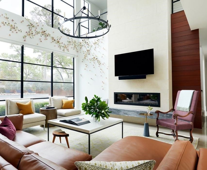 Large bright living room